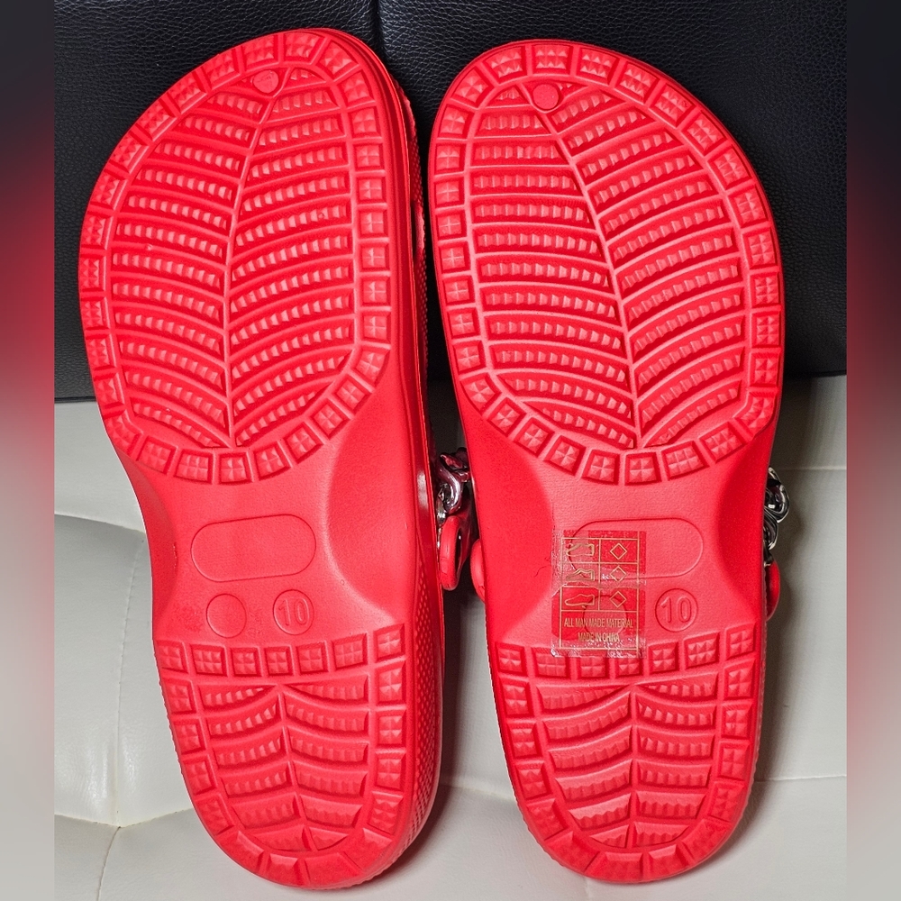 Red Slides - Picture 2 of 2